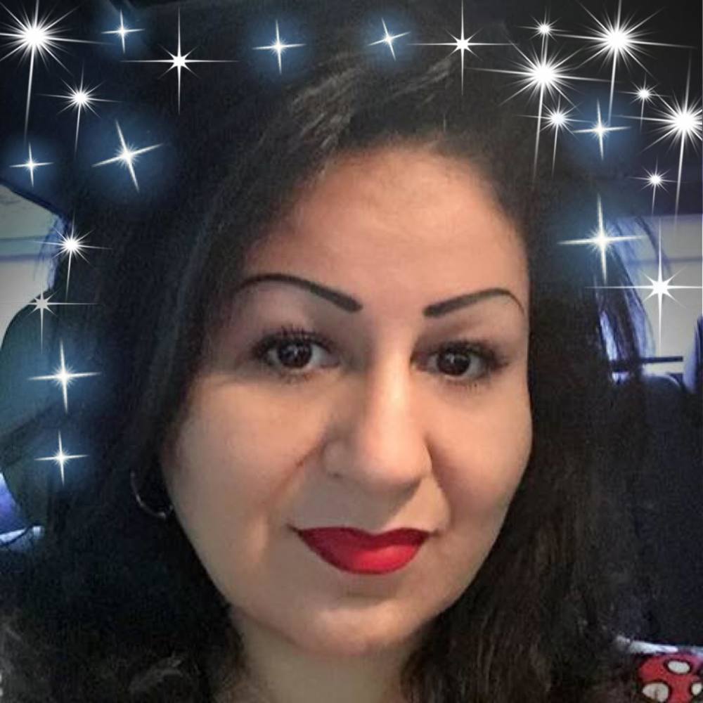 Meet your Posher, Maria
